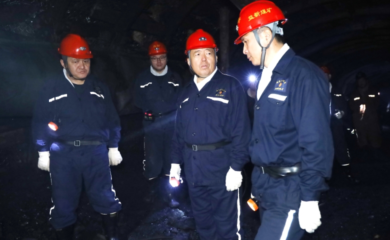 韓福生在益新礦調研檢查時強調 強化災害超前防控 確...